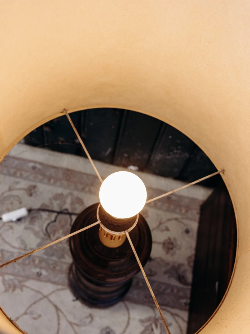 Suzanne, la lampe au bois tourné N°623
