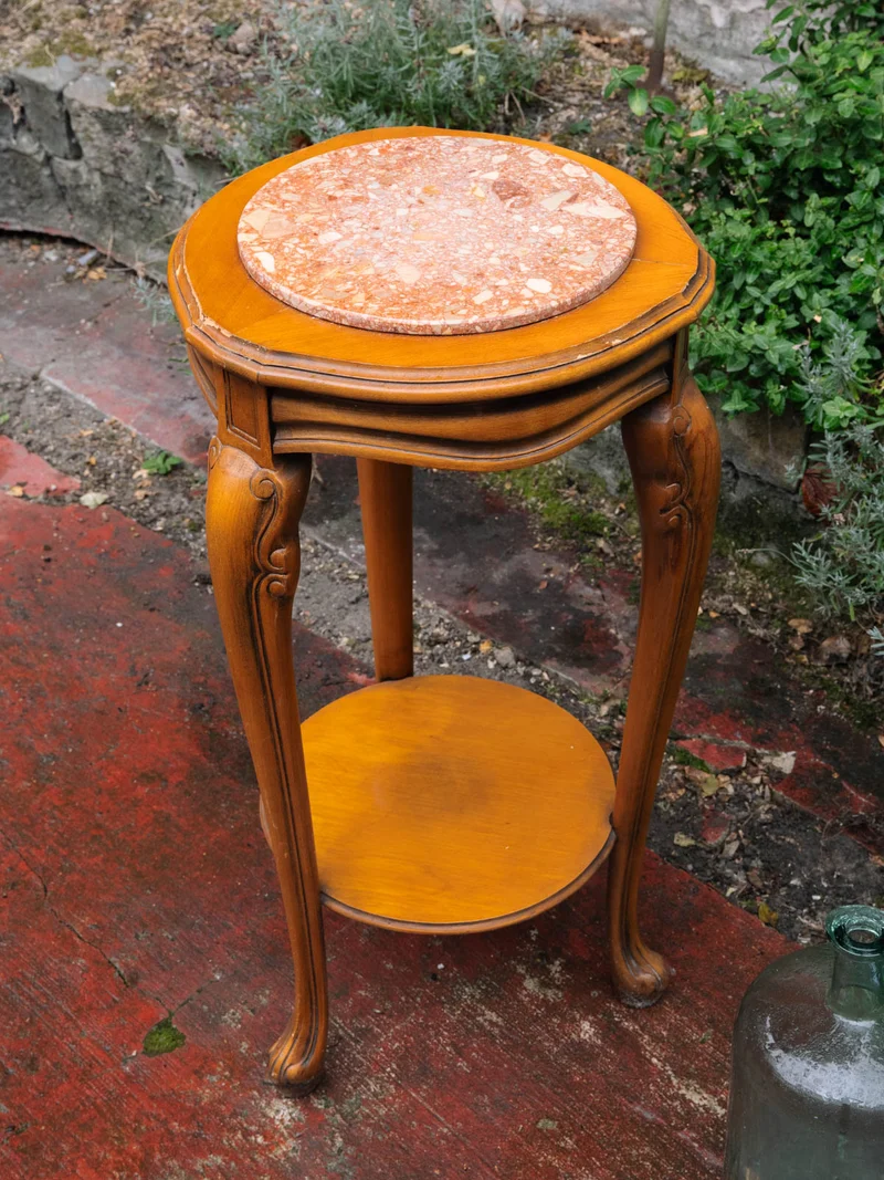 Alfred, le guéridon en bois et marbre N°1430