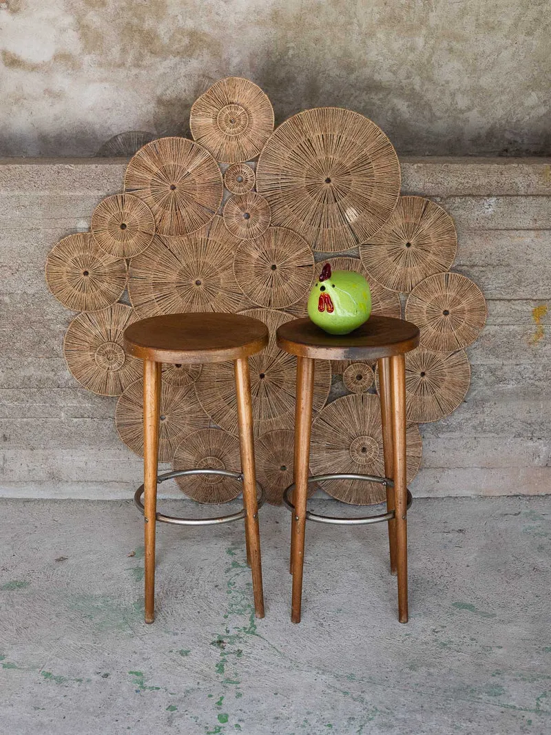 Gaston, la paire de tabourets de bar en bois N°212