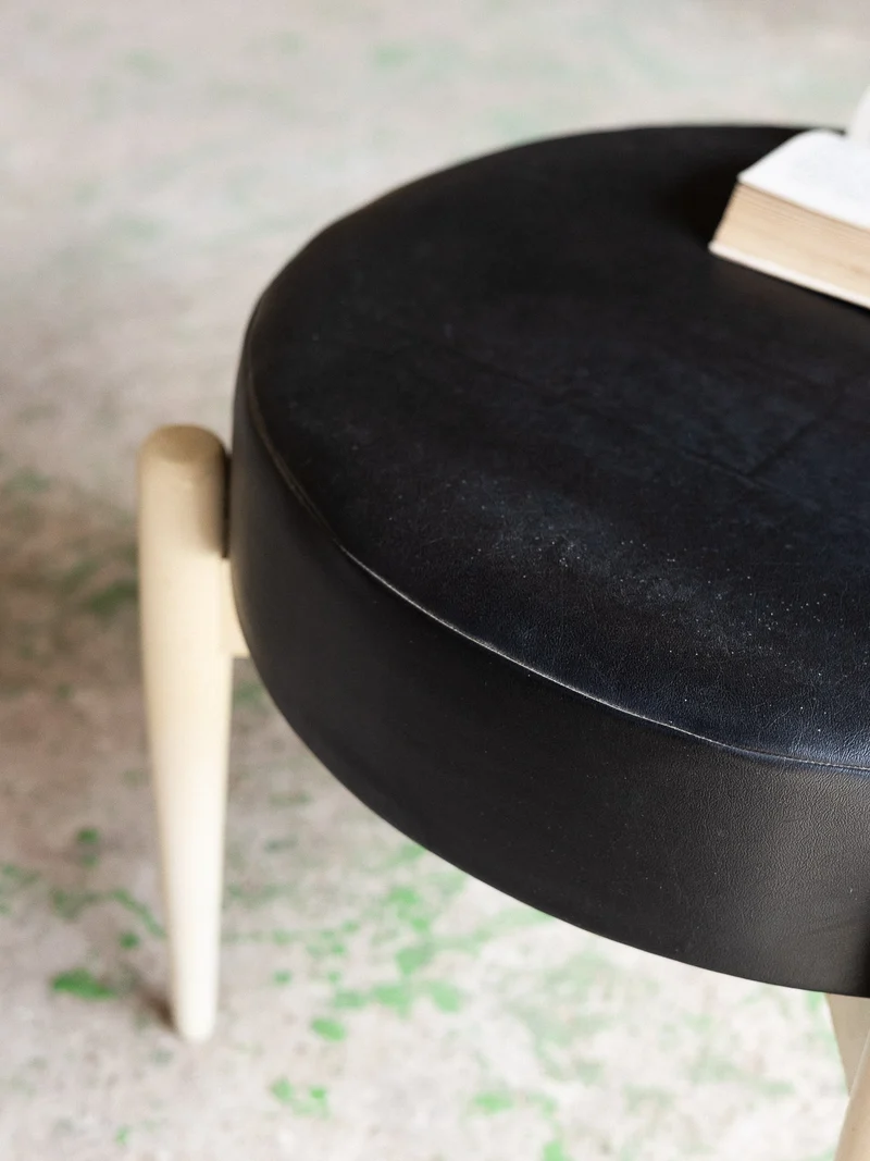 Axel, le tabouret contemporain N°741