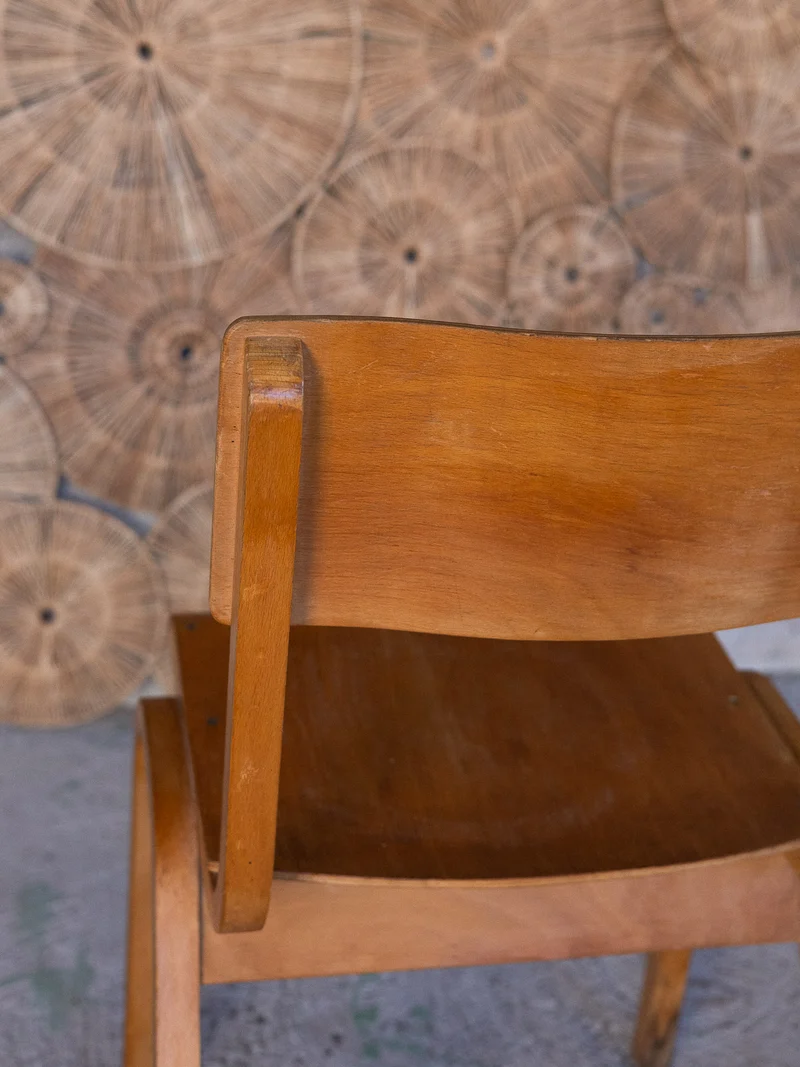 Alma, la chaise issue du modernisme français N°1881