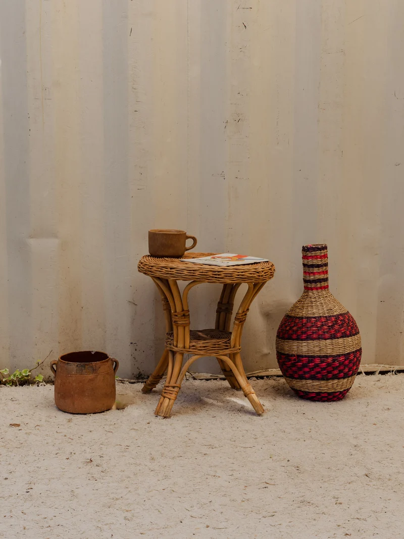 Francine, la petite table en rotin N°1503