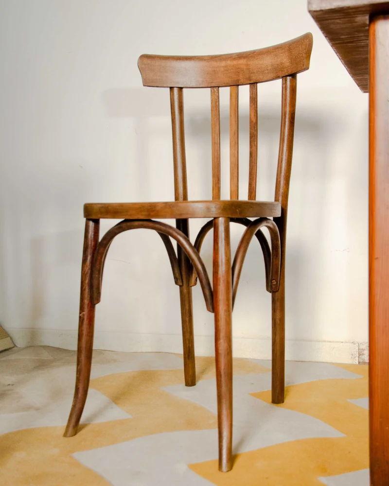 Claude, la paire de chaises bistrot en chêne N°1567