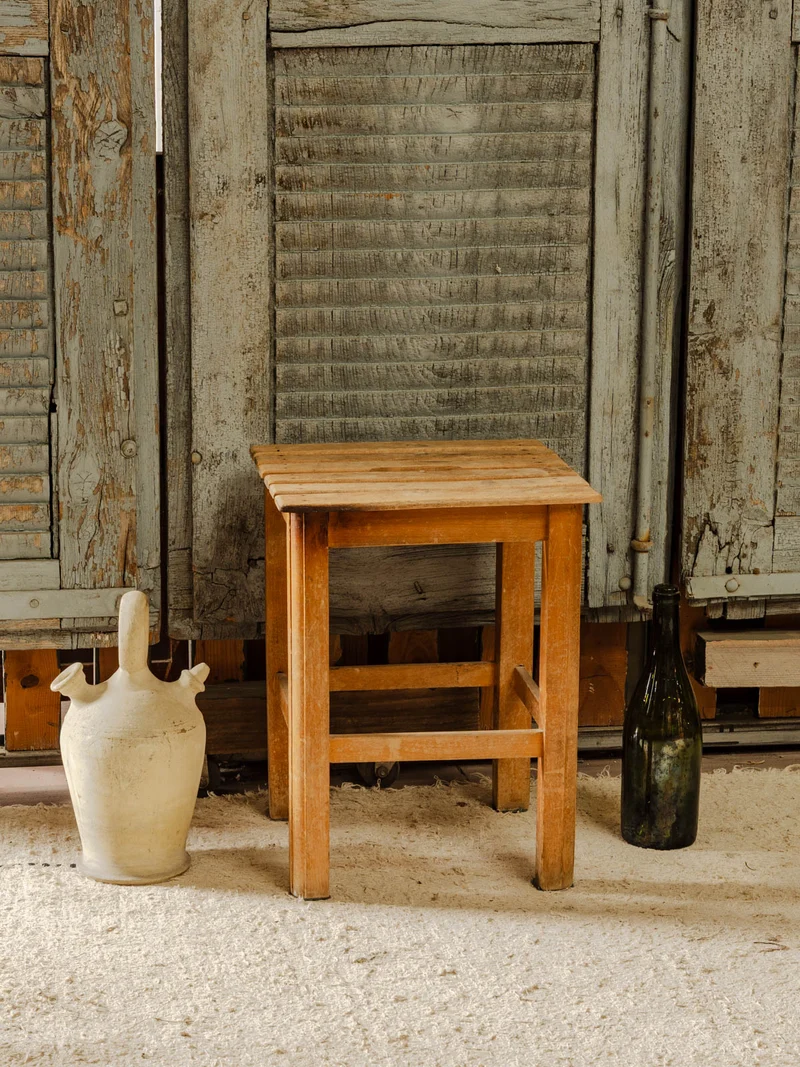 Regis, le tabouret en bois N°1528