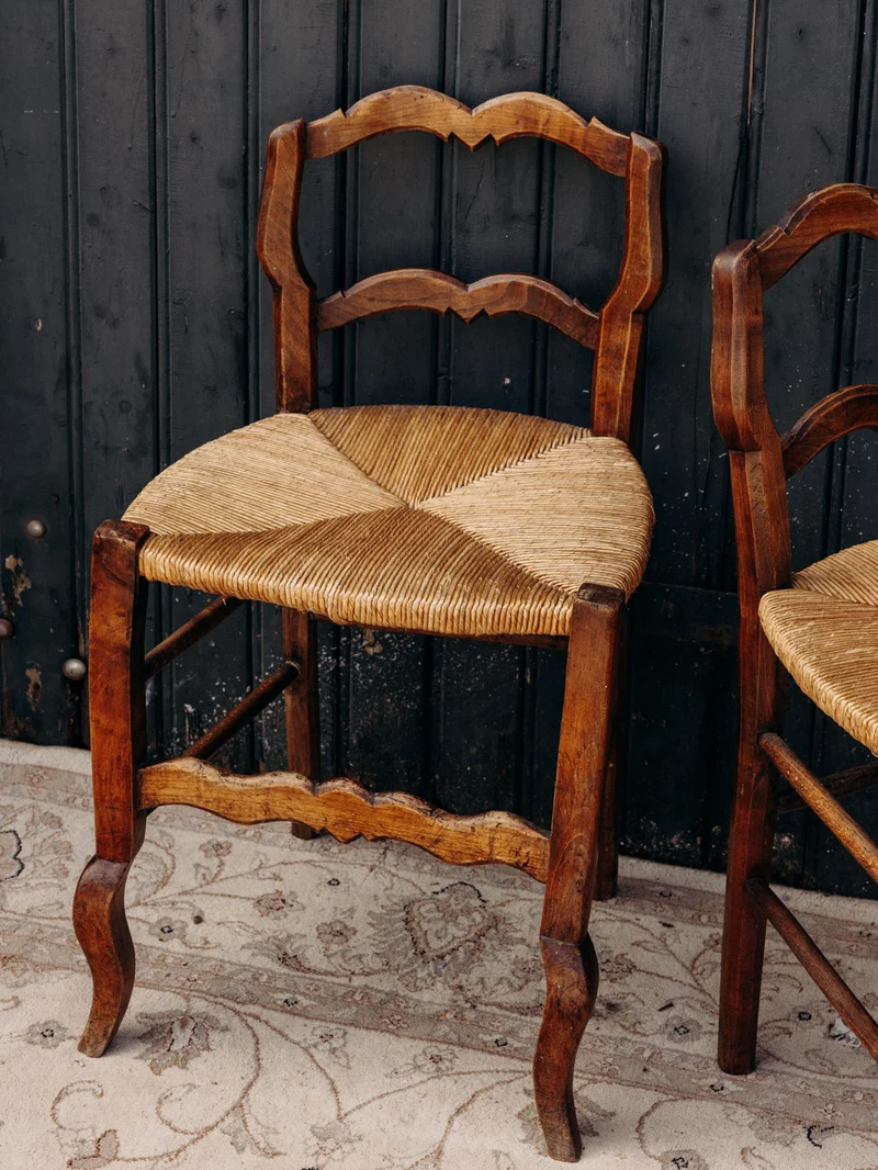 Claude, la chaise au cannage et bois massif N°1557