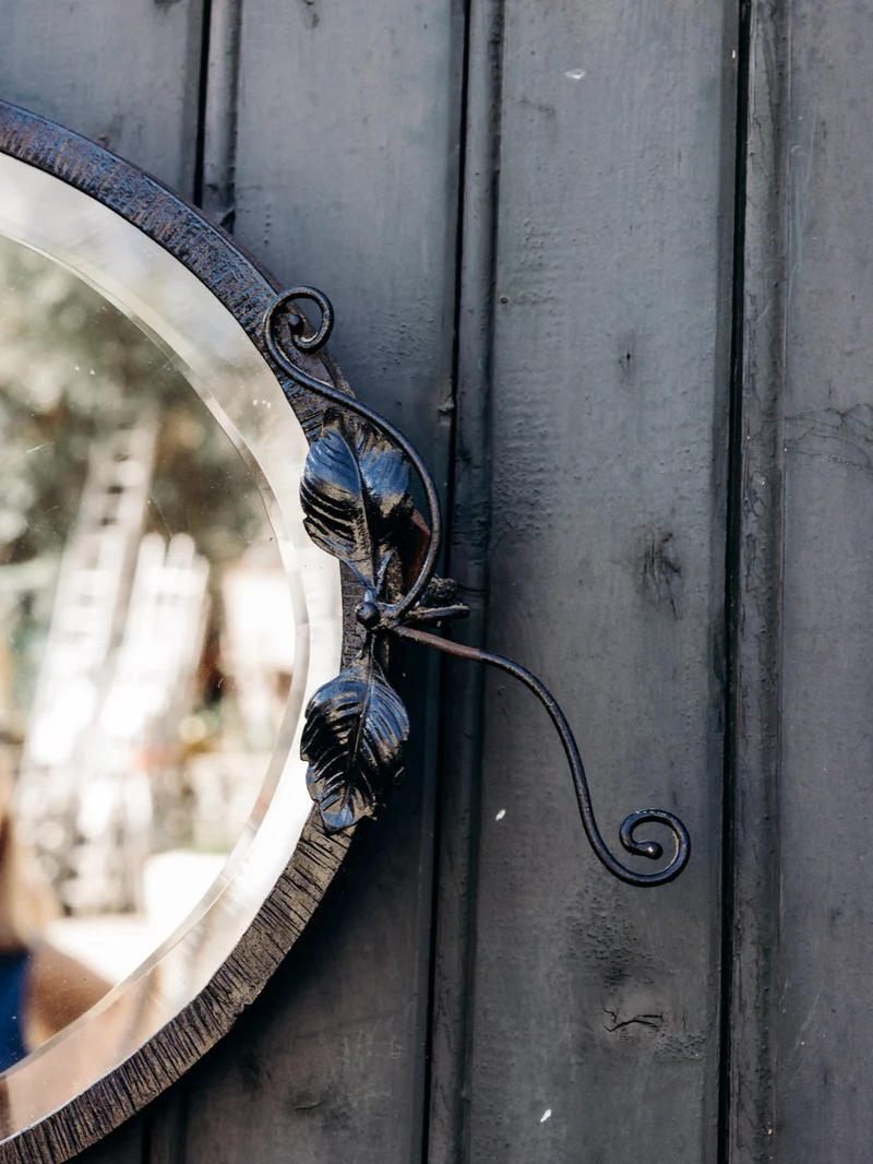 Georges, le miroir en fer forgé noir N°1413