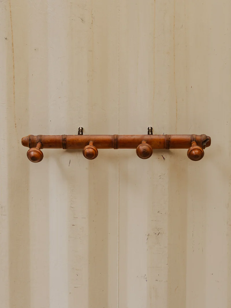 Max, le porte-manteau mural en bois N°448