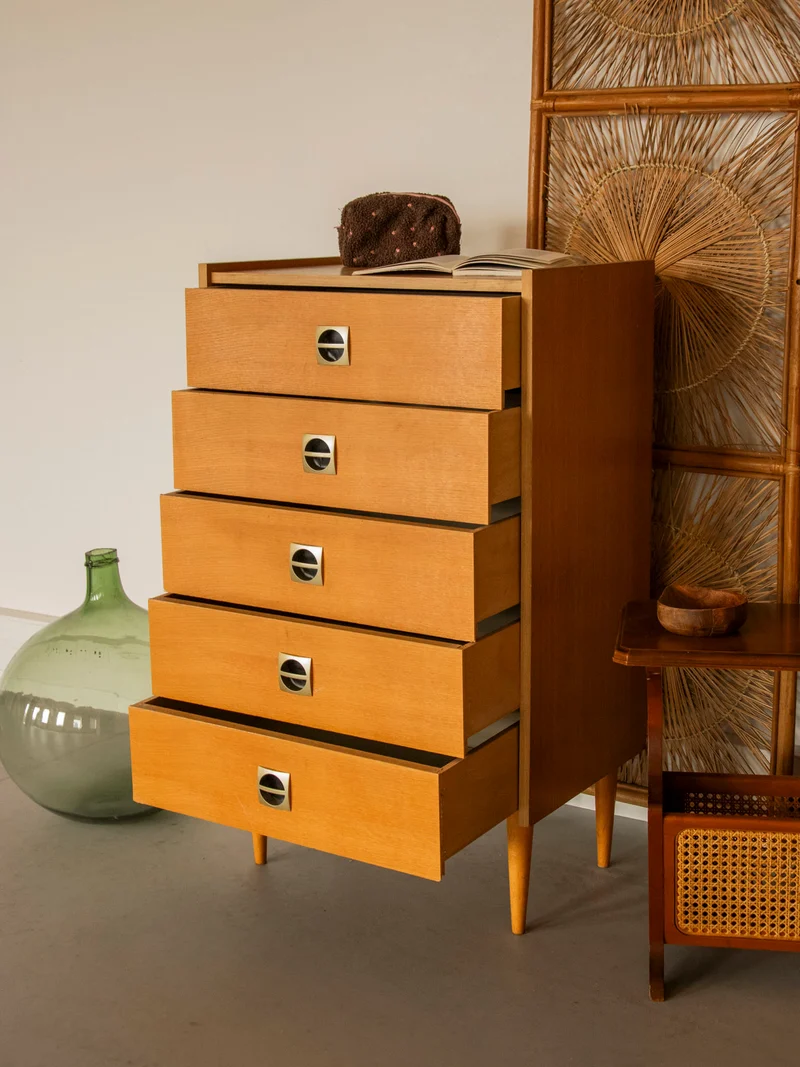 Olga, la commode scandinave aux poignées brutalistes N°1076