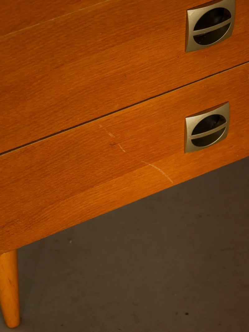 Olga, la commode scandinave aux poignées brutalistes N°1076