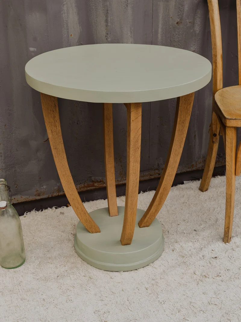 Francine, la table d'appoint en bois vert d'eau N°1494