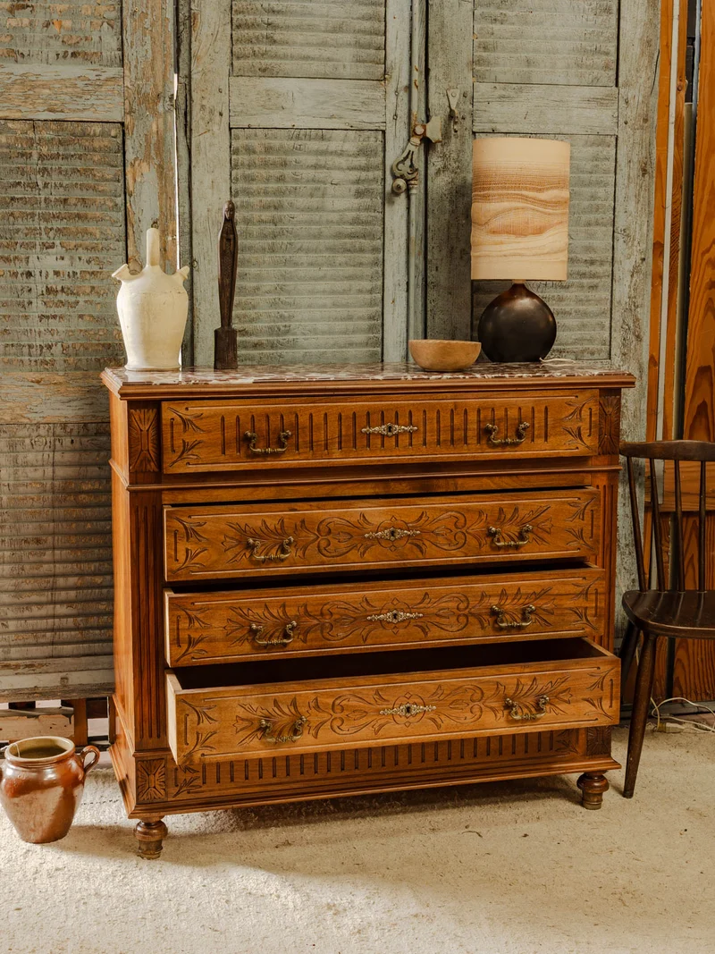 Garance, la commode en bois et marbre bordeaux N°731