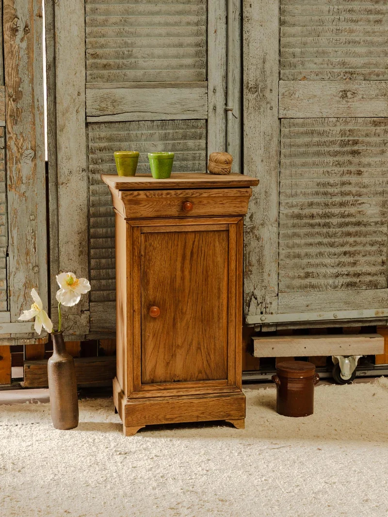 Odile, la table de chevet en bois N°1527