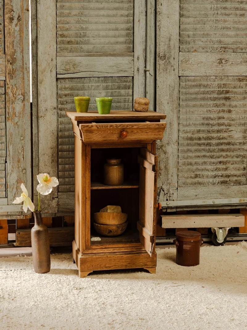Odile, la table de chevet en bois N°1527