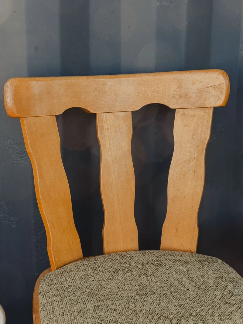 Alma, la paire de chaises en bois et tissu vert N°1870