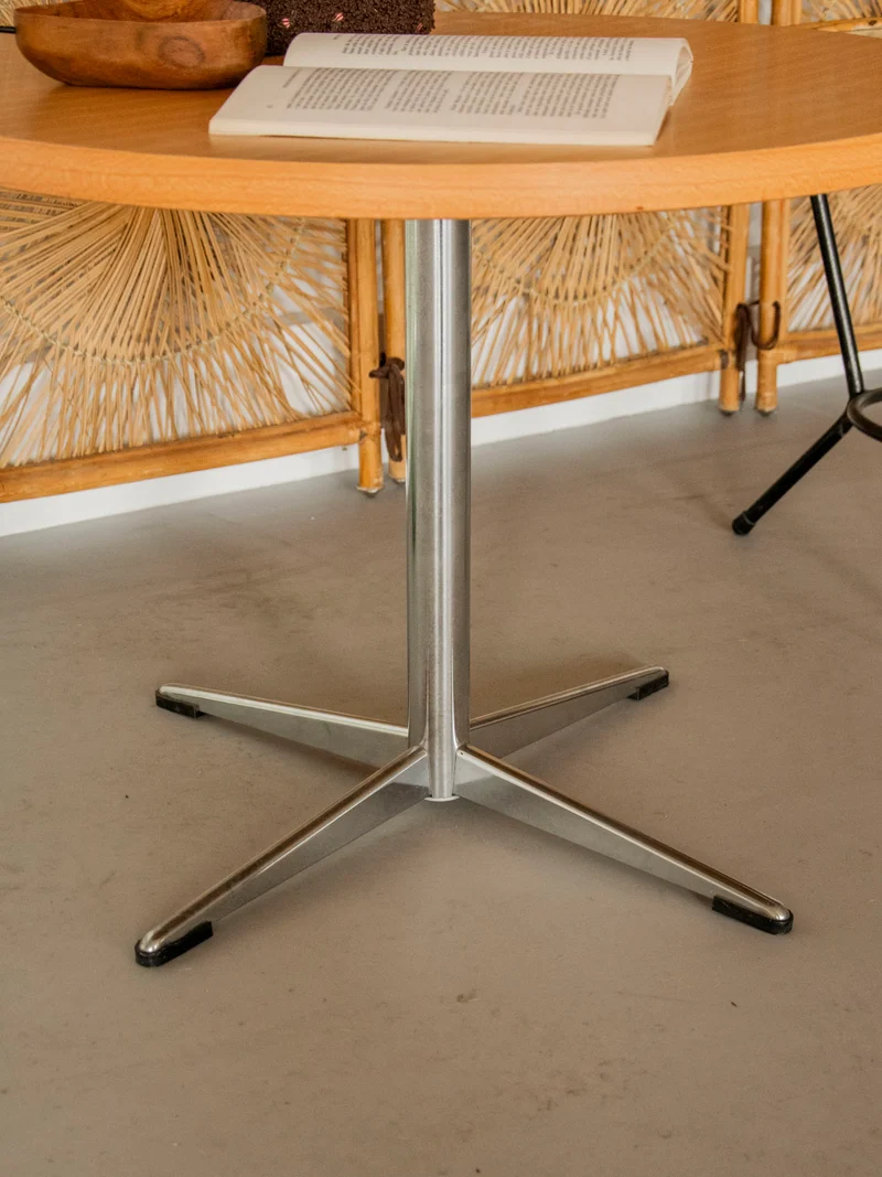 Donna, la table basse au charme sixties N°1540