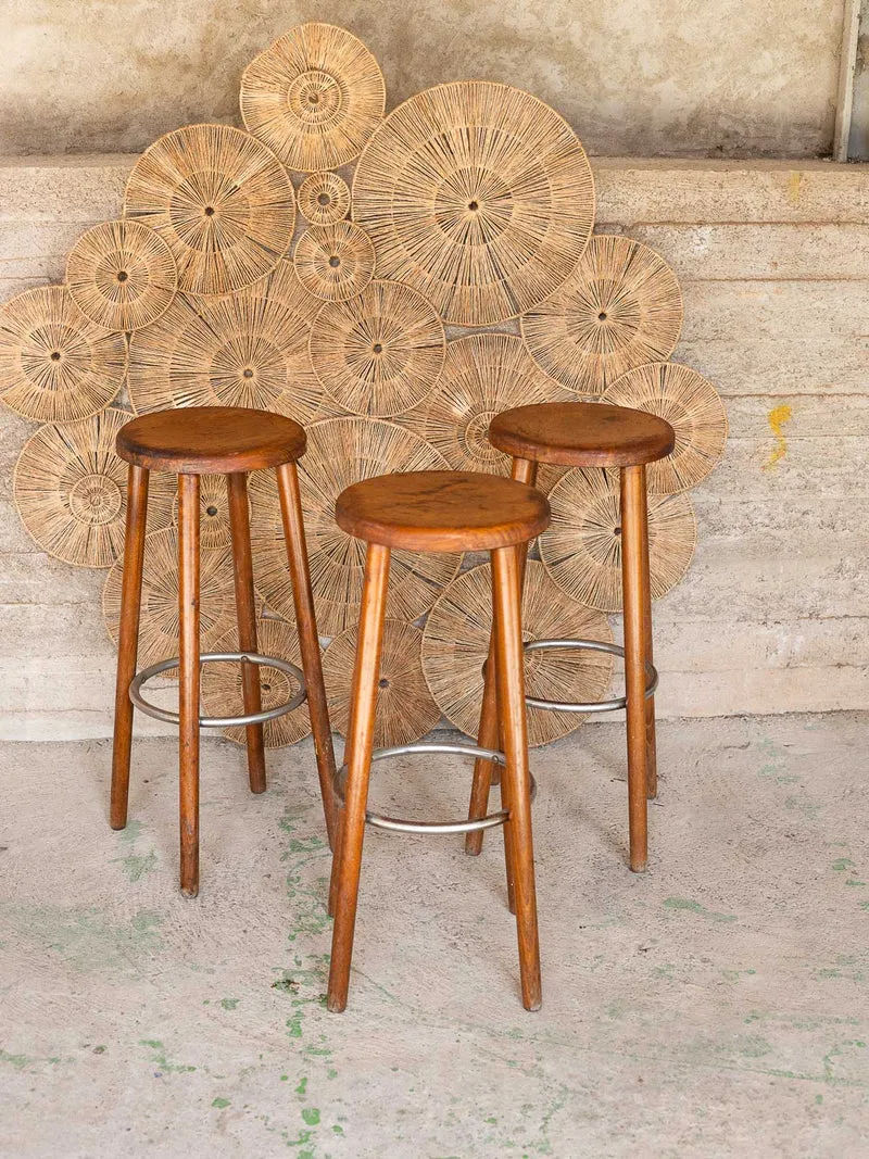 Gaston, le lot de 3 tabourets de bar en bois N°211