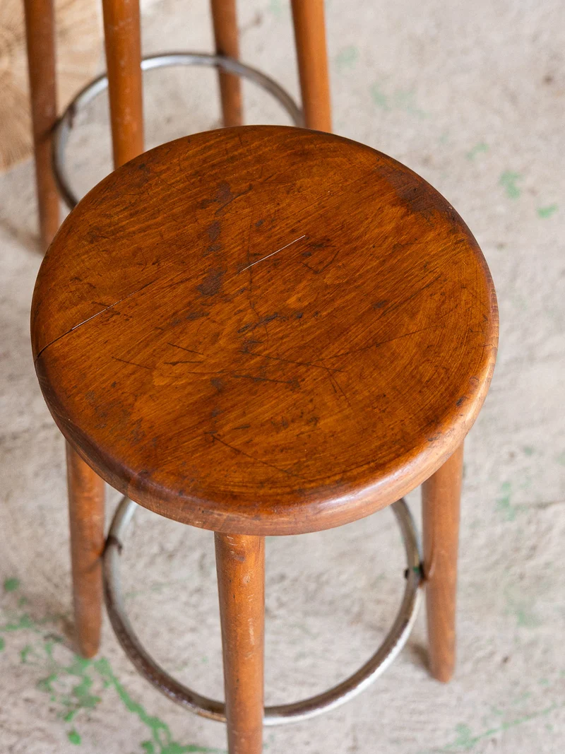 Gaston, le lot de 3 tabourets de bar en bois N°211