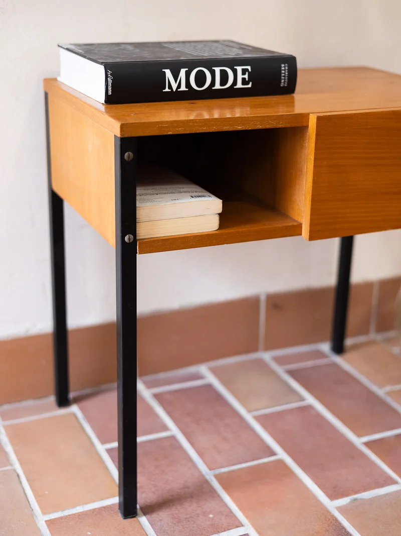 Maïa, la table de chevet bois et métal N°1571