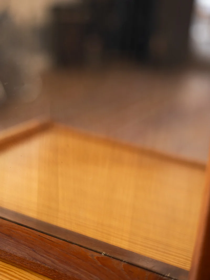 Igor, le grand miroir en bois N°1153