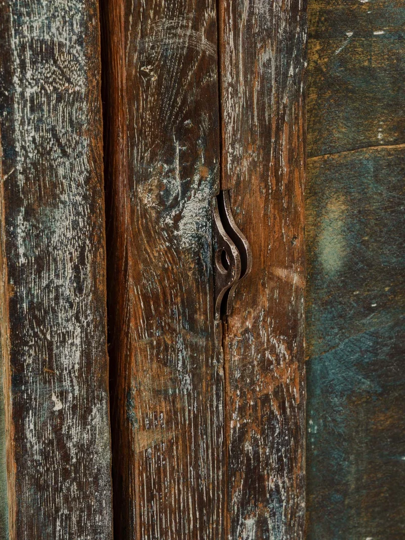 Blandine, l'armoire vestiaire en bois vert foncé N°487
