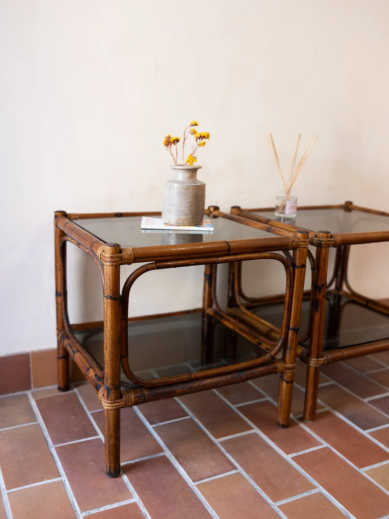 Odile, la paire de tables de chevets en rotin N°1540