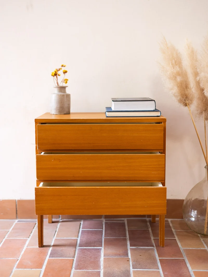 Olga, la petite commode en bois N°1073