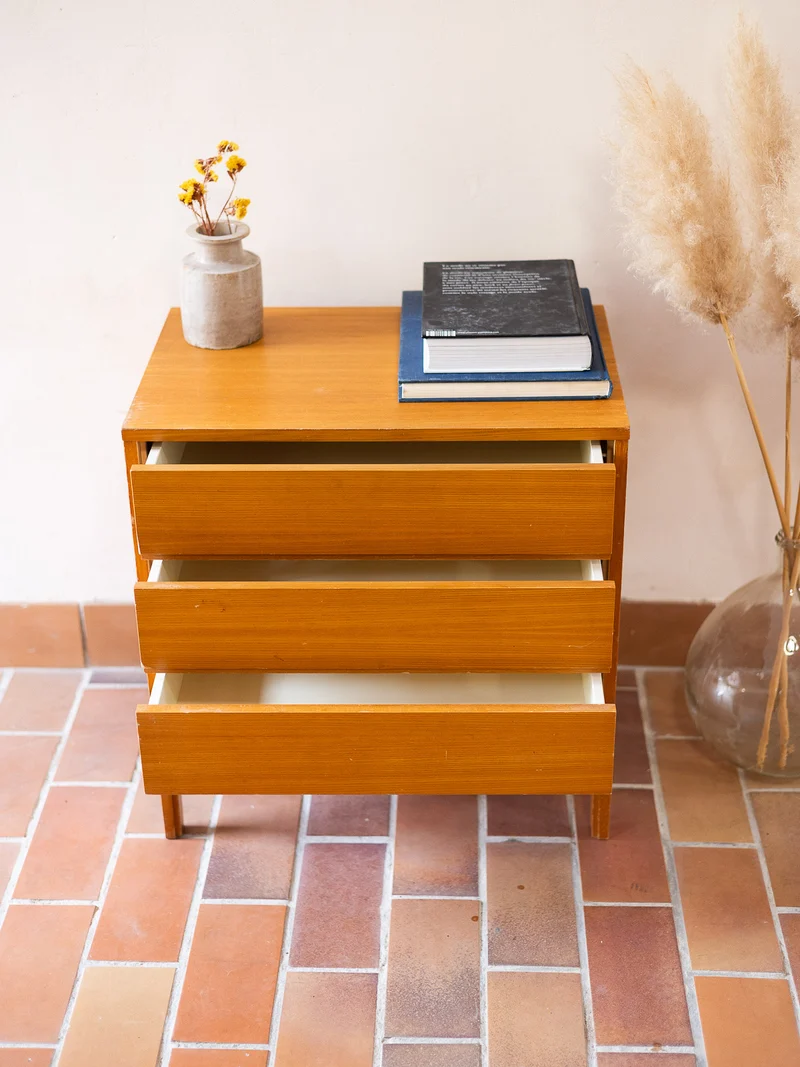 Olga, la petite commode en bois N°1073