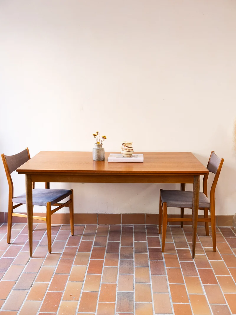 Karla, la table à manger scandinave N°1266