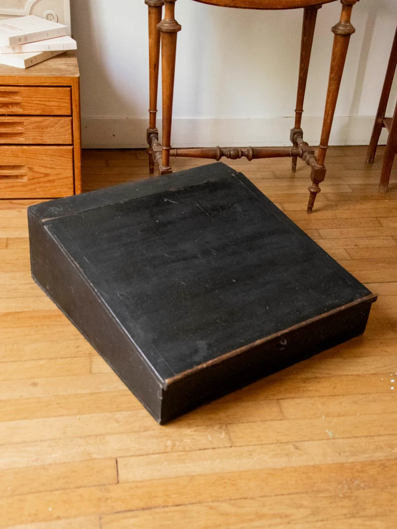 Edouard, le bureau pupitre ancien en bois N°1063