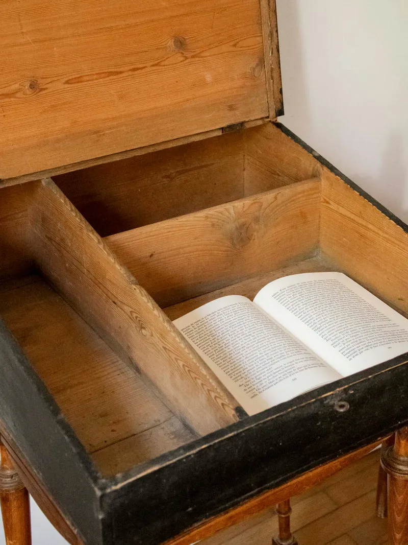 Edouard, le bureau pupitre ancien en bois N°1063