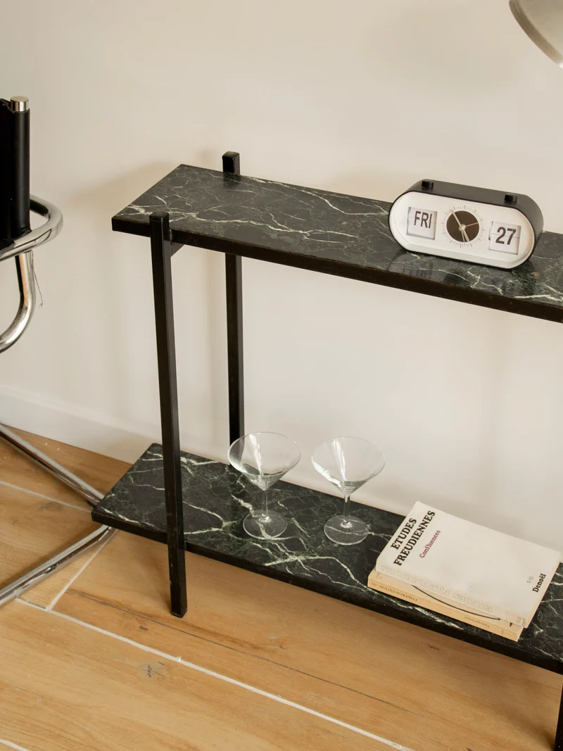Hanna, la table console en placage marbre N°1522