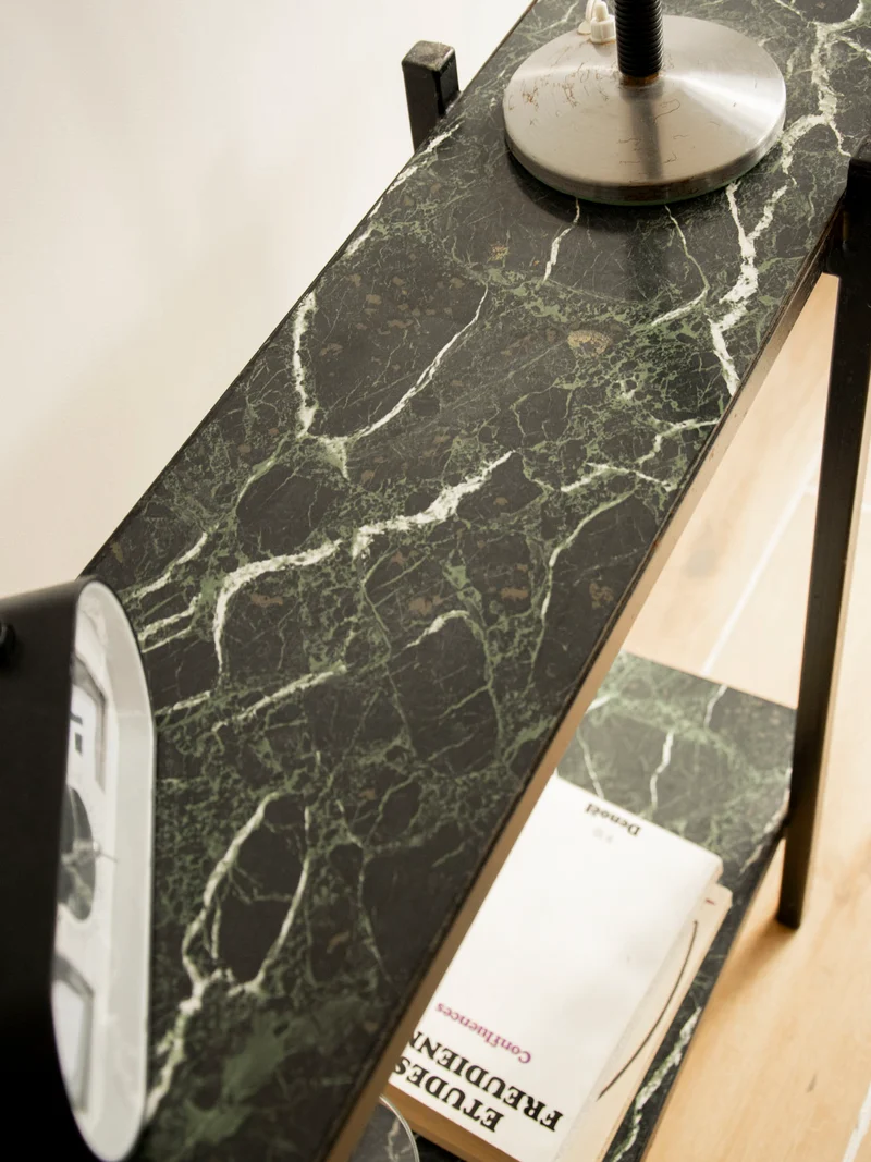 Hanna, la table console en placage marbre N°1522