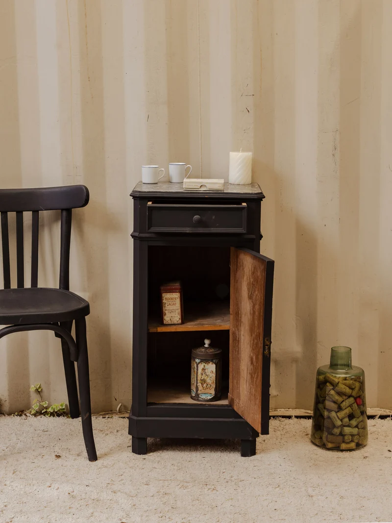 Valery, le semainier en bois noir et marbre gris N°134