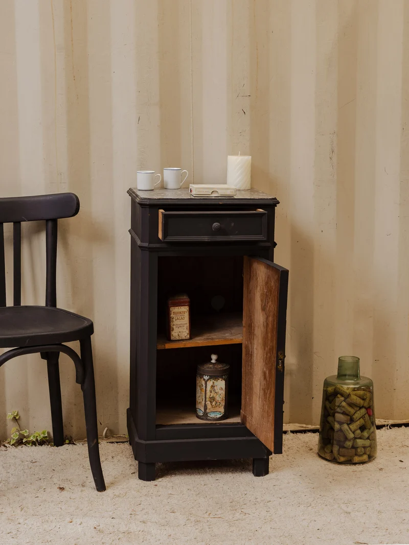 Valery, le semainier en bois noir et marbre gris N°134