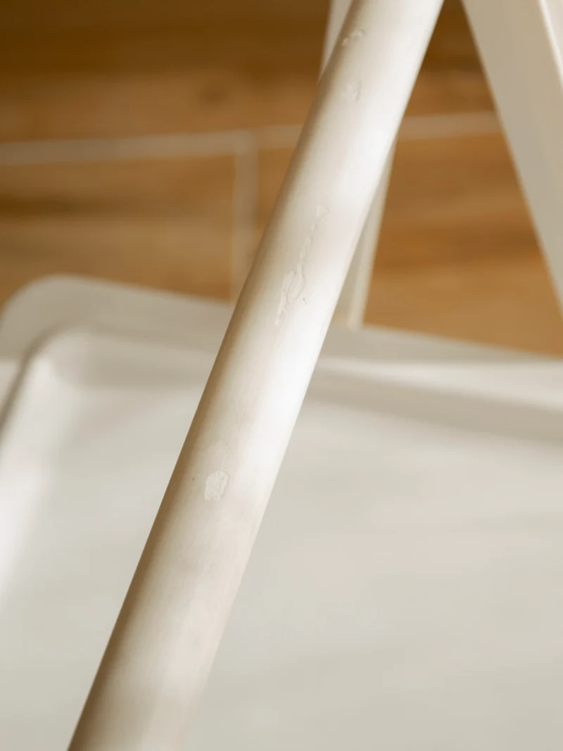 Anouk, la desserte pliable en plastique blanc N°382