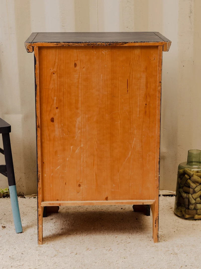 Gilbert, le petit buffet en bois bleu foncé N°1783
