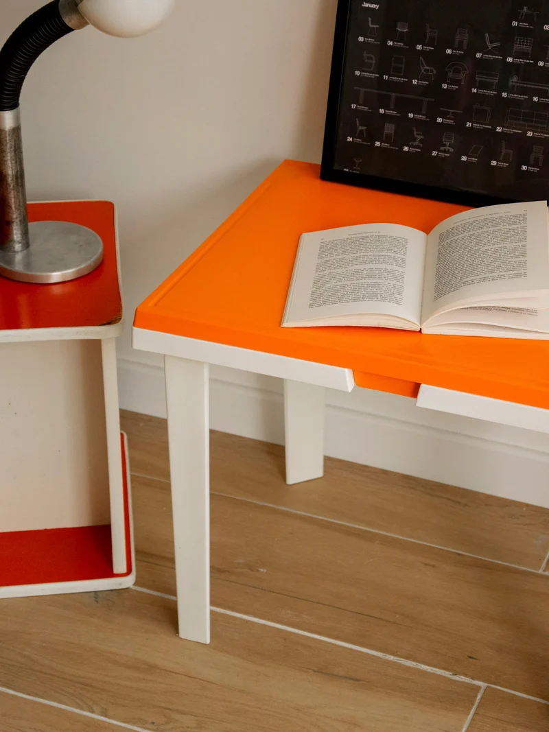 Yvan, le bureau pour enfants à rangements N°552