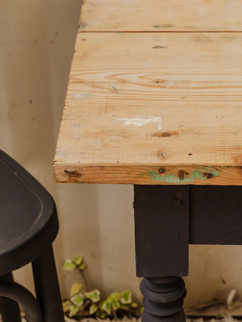 Edouard, le bureau en bois noir N°1054