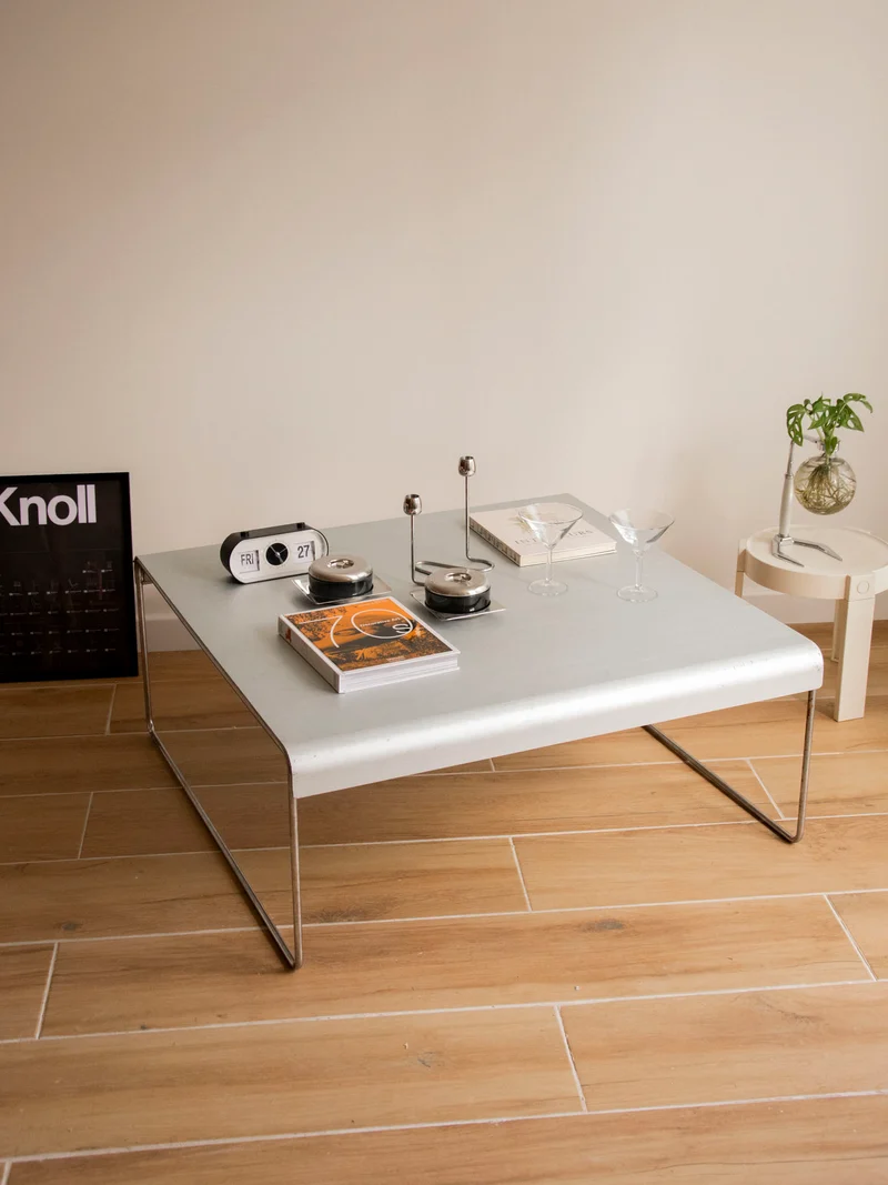 Donna, la grande table basse en inox N°1520
