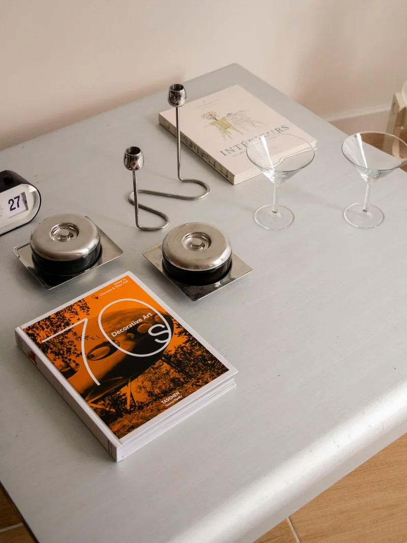 Donna, la grande table basse en inox N°1520