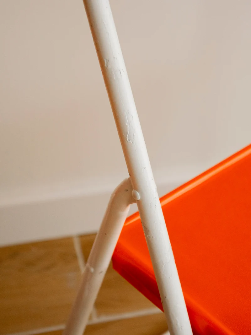 Alma, la paire de chaises pliables au style rétro N°1867