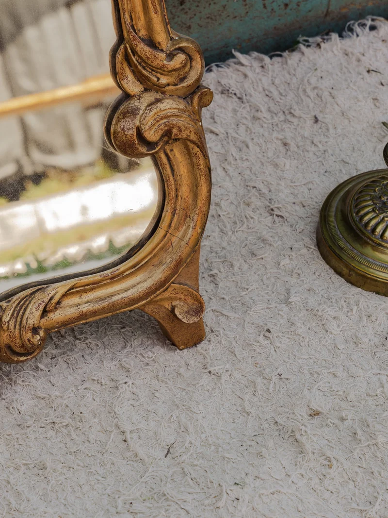 Georges, le petit miroir doré N°1376