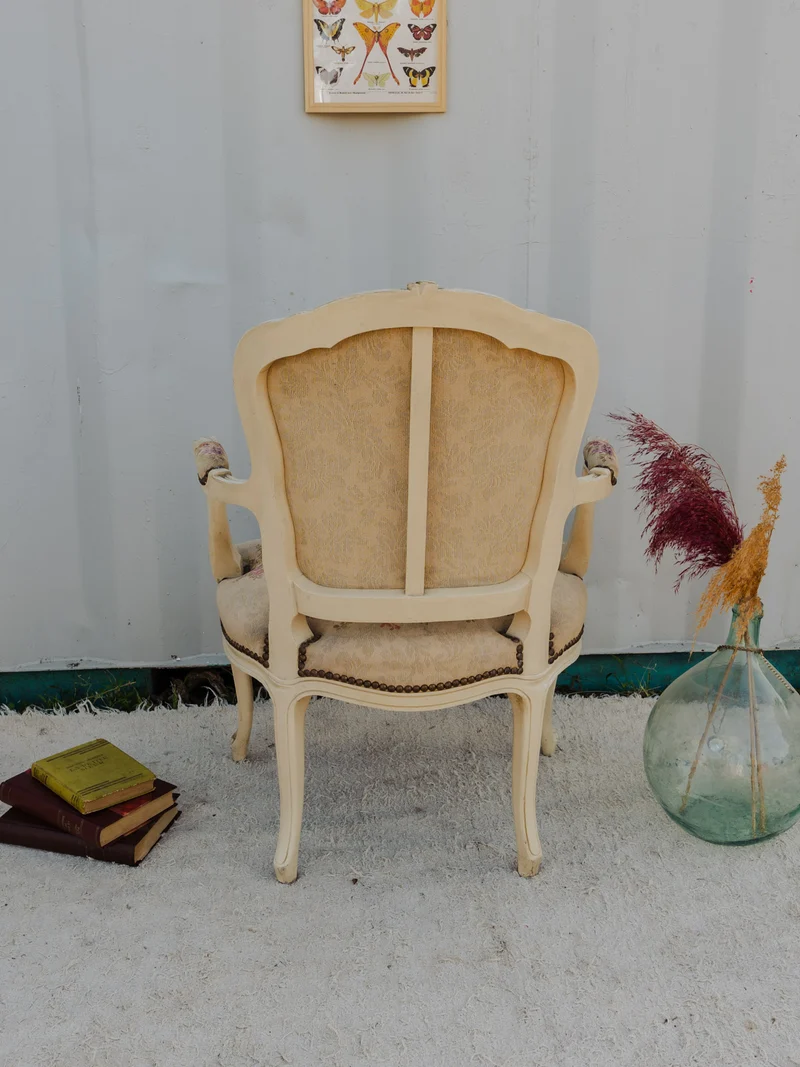 Ernest, le fauteuil en bois et tissu beige N°1532
