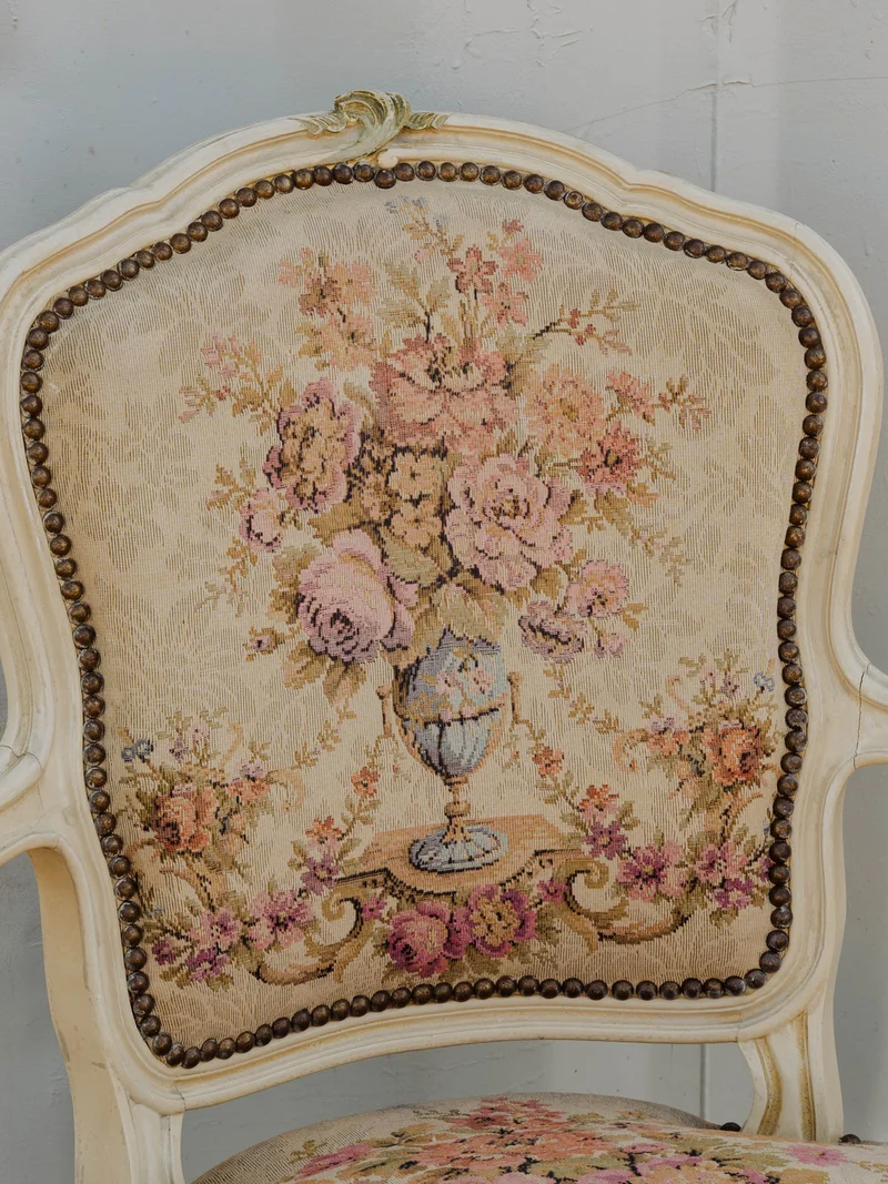Ernest, le fauteuil en bois et tissu beige N°1532