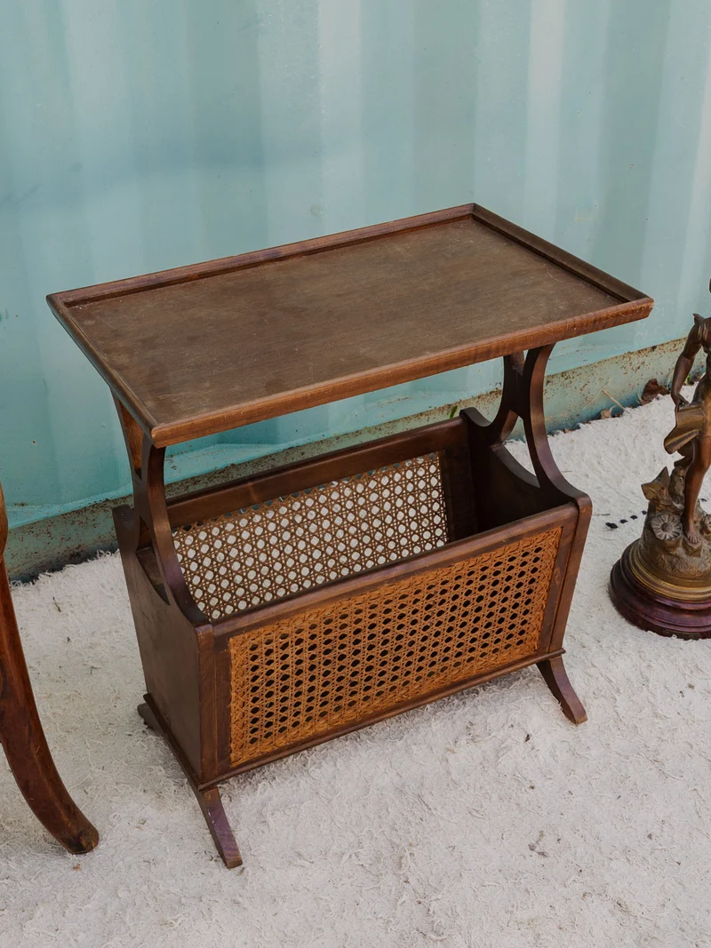 Désiré, le porte-revues en bois N°250