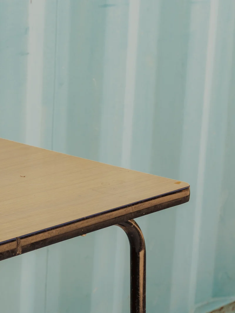 Edouard, l'ensemble de bureau et chaise pour enfants N°1047