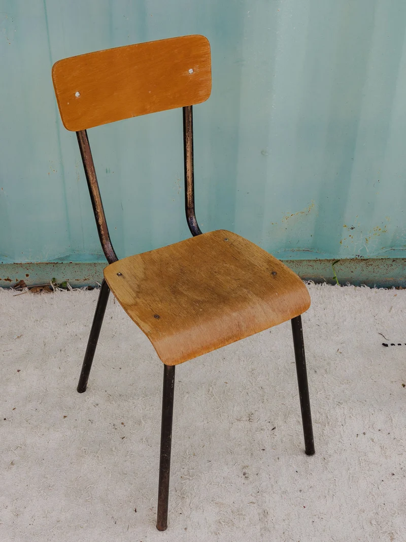 Edouard, l'ensemble de bureau et chaise pour enfants N°1047