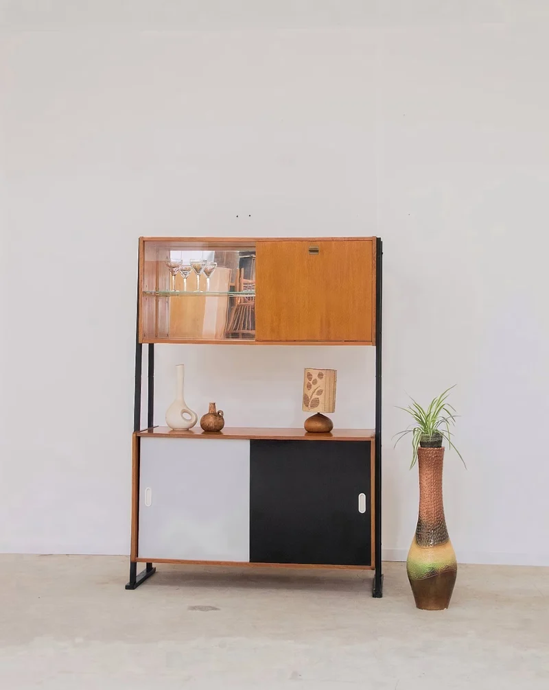 Victoria, la vitrine en bois N°50