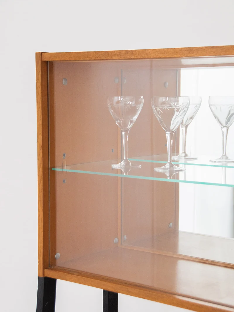 Victoria, la vitrine en bois N°50