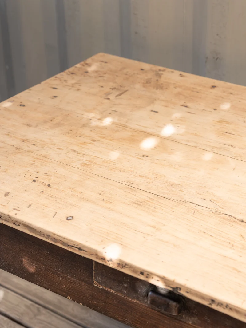 Romy, la grande table à manger en peuplier et chêne N°1475